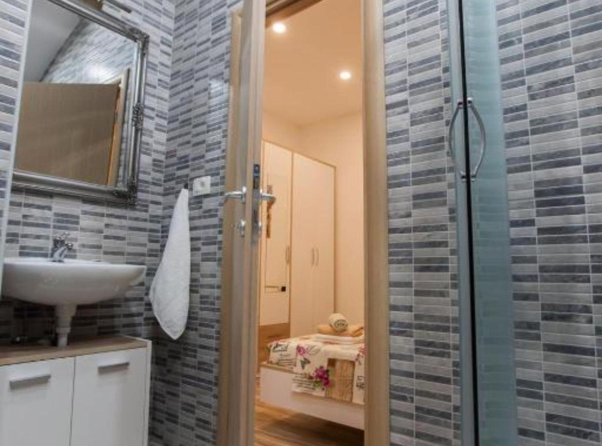 Apartment Dalmatia Kaštela エクステリア 写真