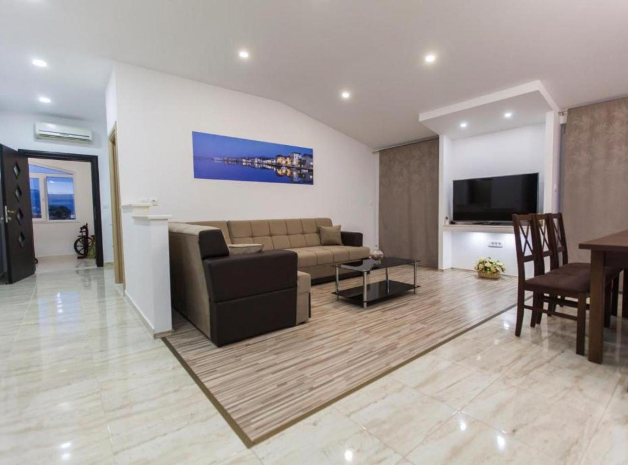 Apartment Dalmatia Kaštela エクステリア 写真