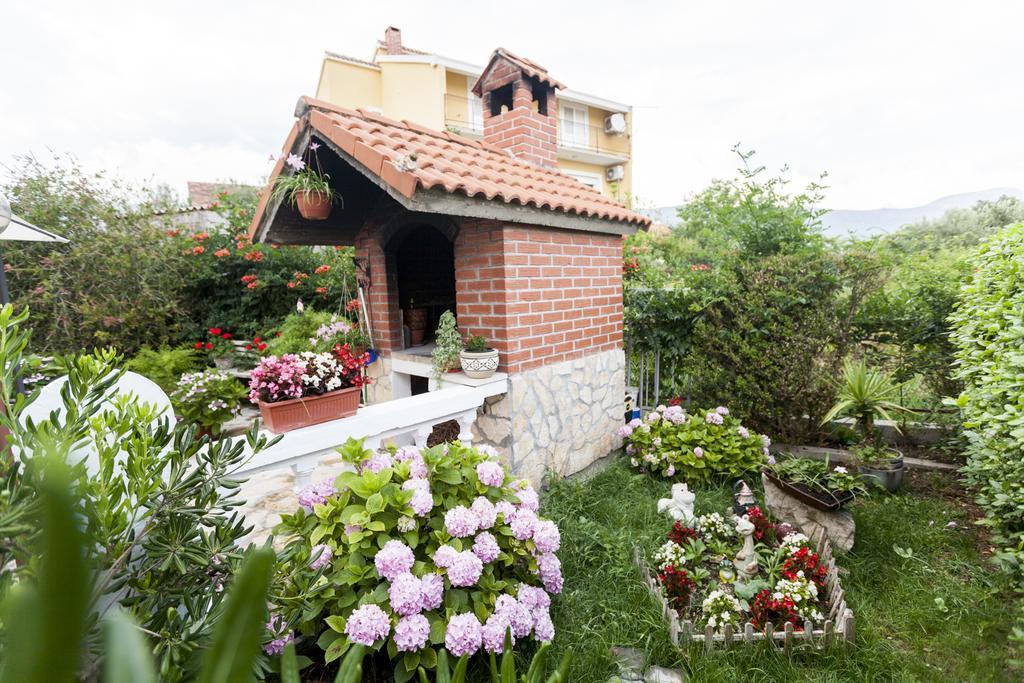 Apartment Dalmatia Kaštela エクステリア 写真
