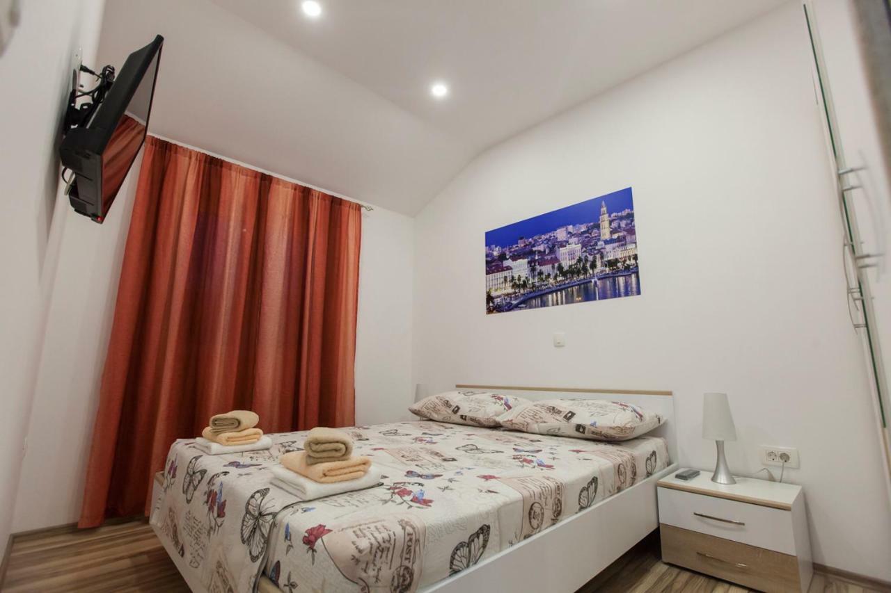 Apartment Dalmatia Kaštela エクステリア 写真